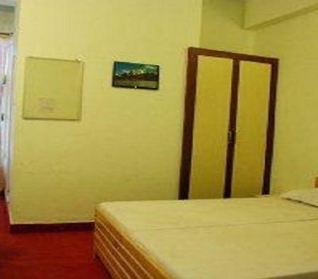 Hotel Bhagat Chamoli Zimmer foto